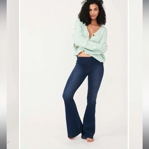 FREE PEOPLE PENNY PULL-ON FLARE JEANS